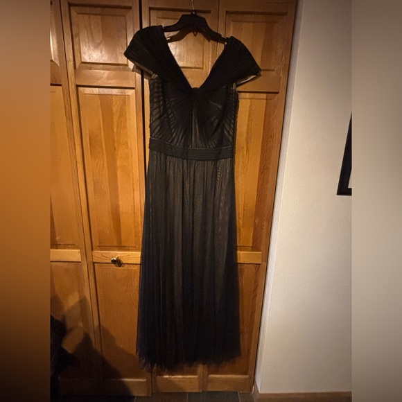Tadashi Shoji Tulle Twist Black Gown - Picture 3 of 11